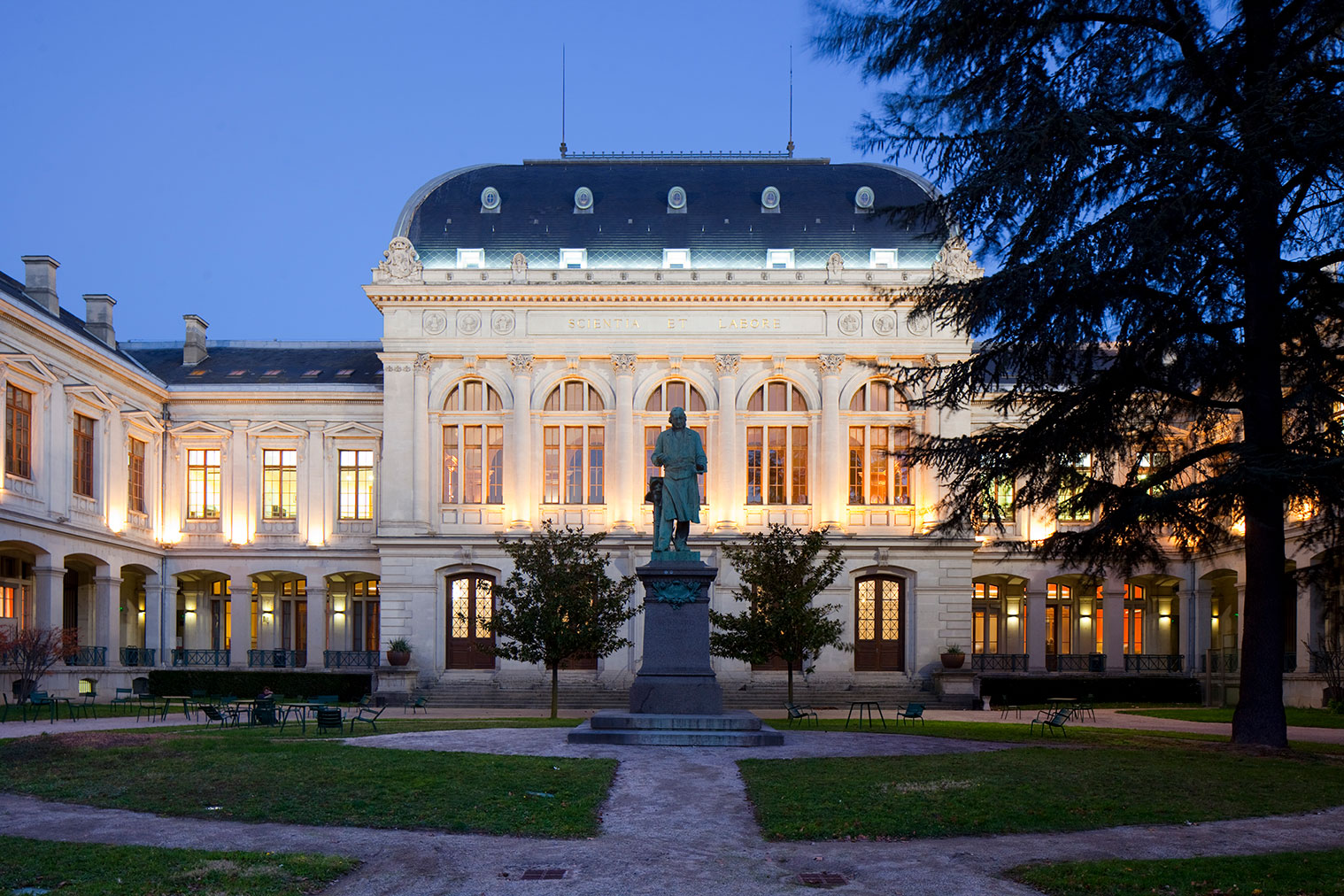 université lyon 2 arrondissement